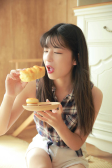 王者荣耀女生去掉小内皮肤的方法